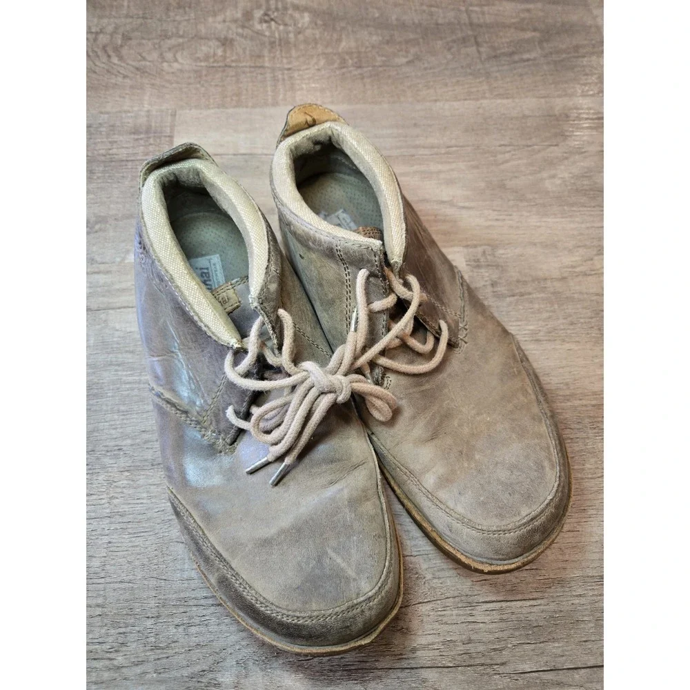 Olukai Kamuela Men's Brown Leather Chukka Boots Size 8.5 Lace Up Comfort‎ Shoes